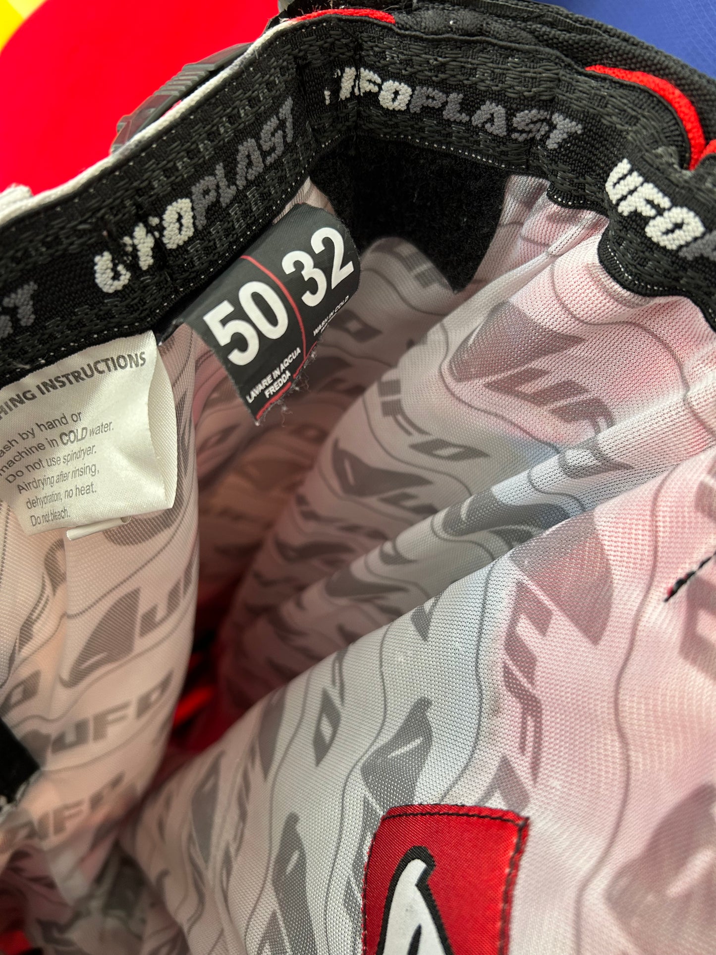 Traje motocross UFO segunda mano