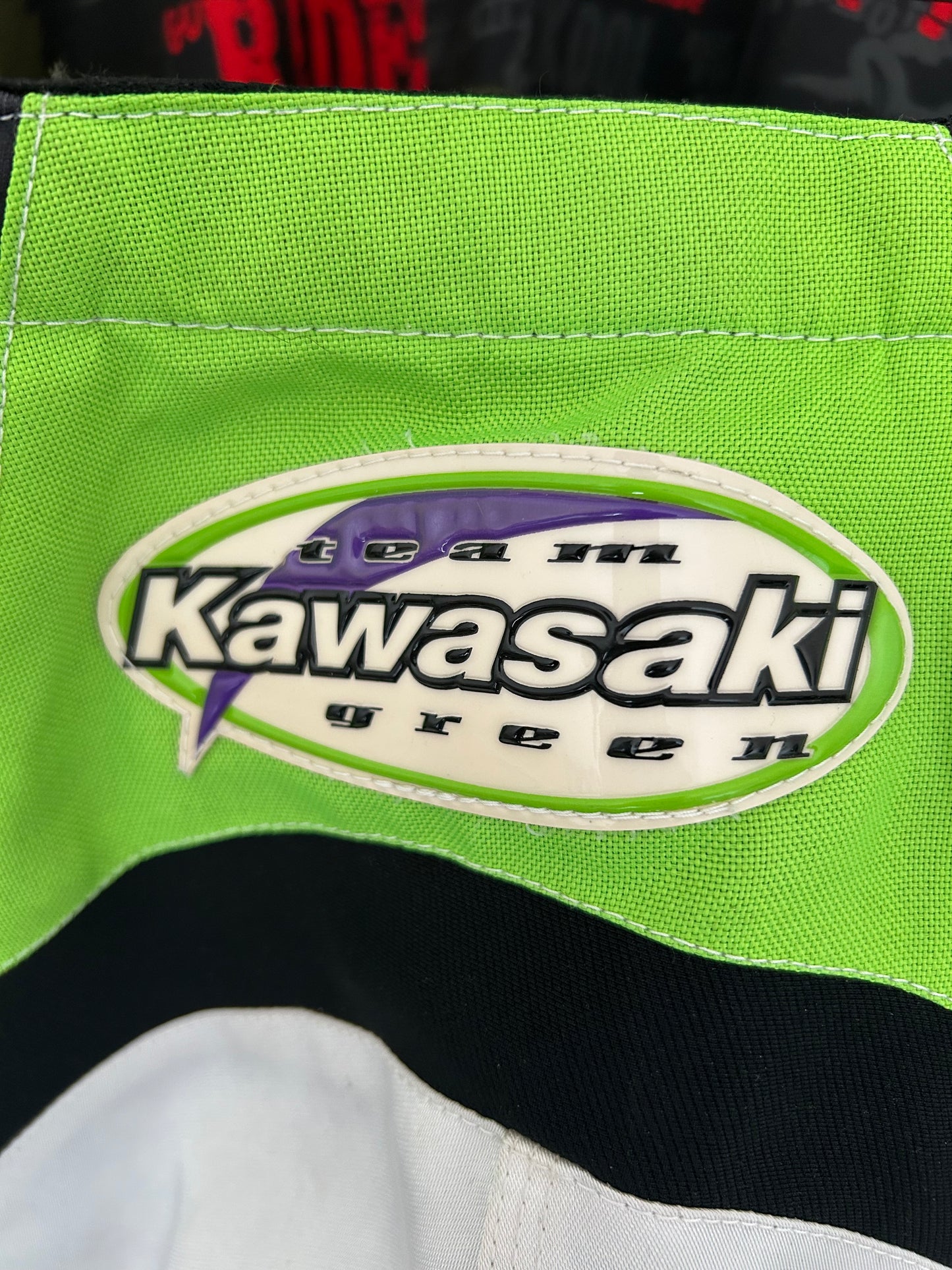 Pantalón Kawasaki