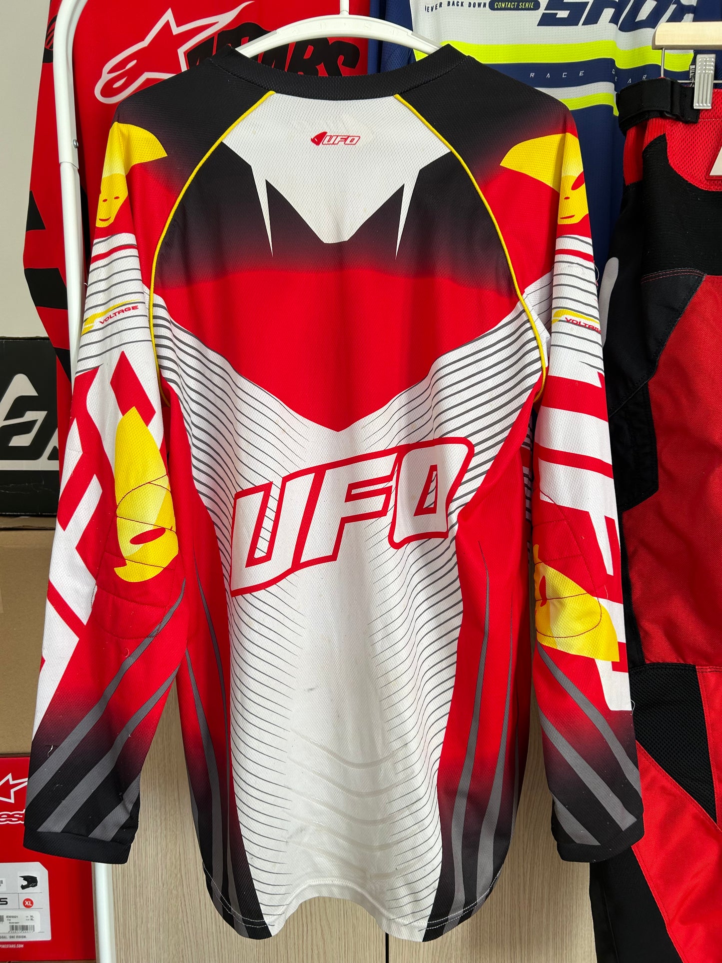 Traje motocross UFO segunda mano