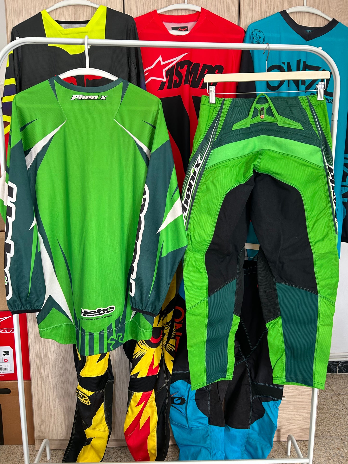 Equipación Motocross Hebo