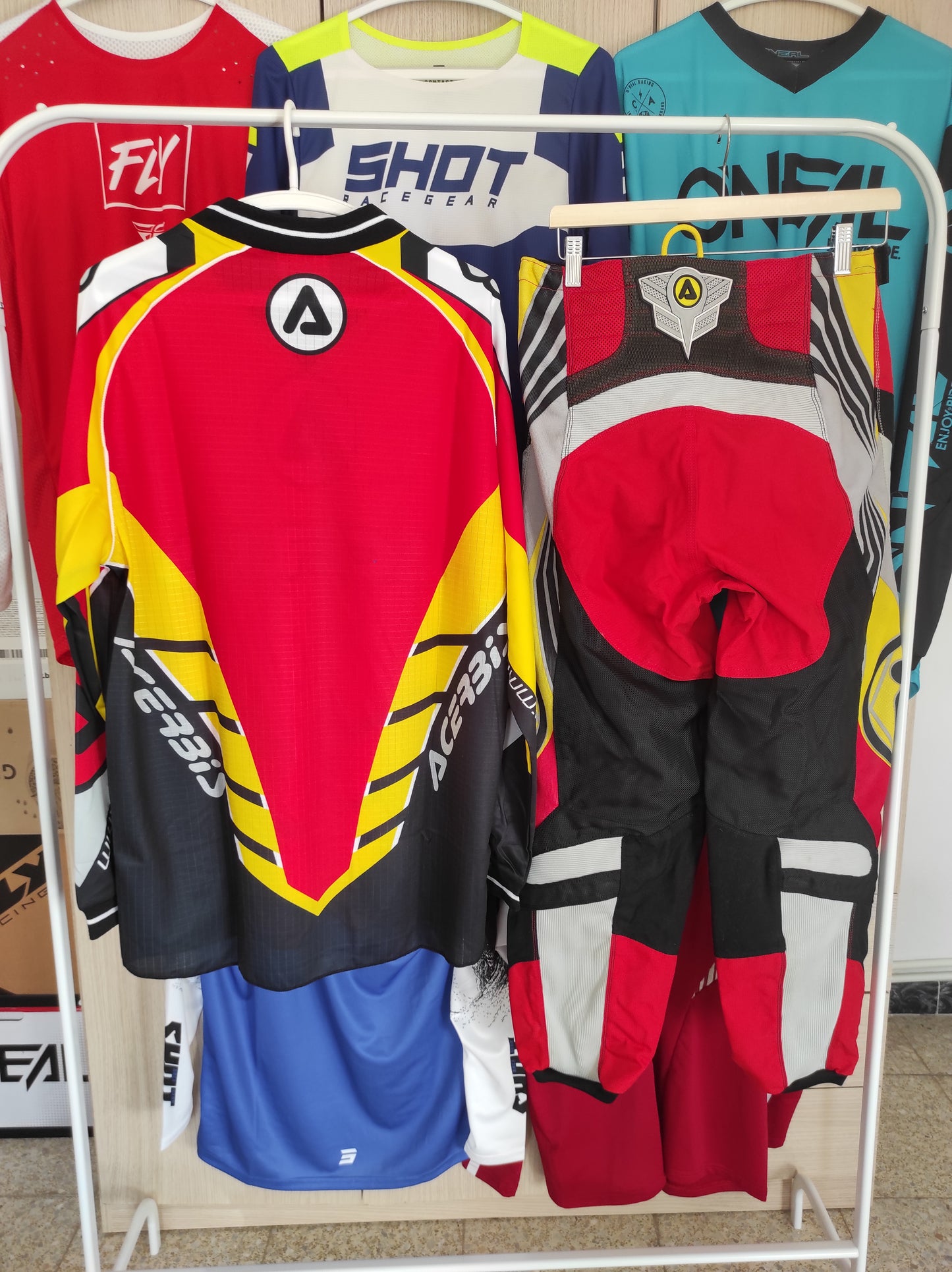 Equipación enduro Acerbis con chaqueta
