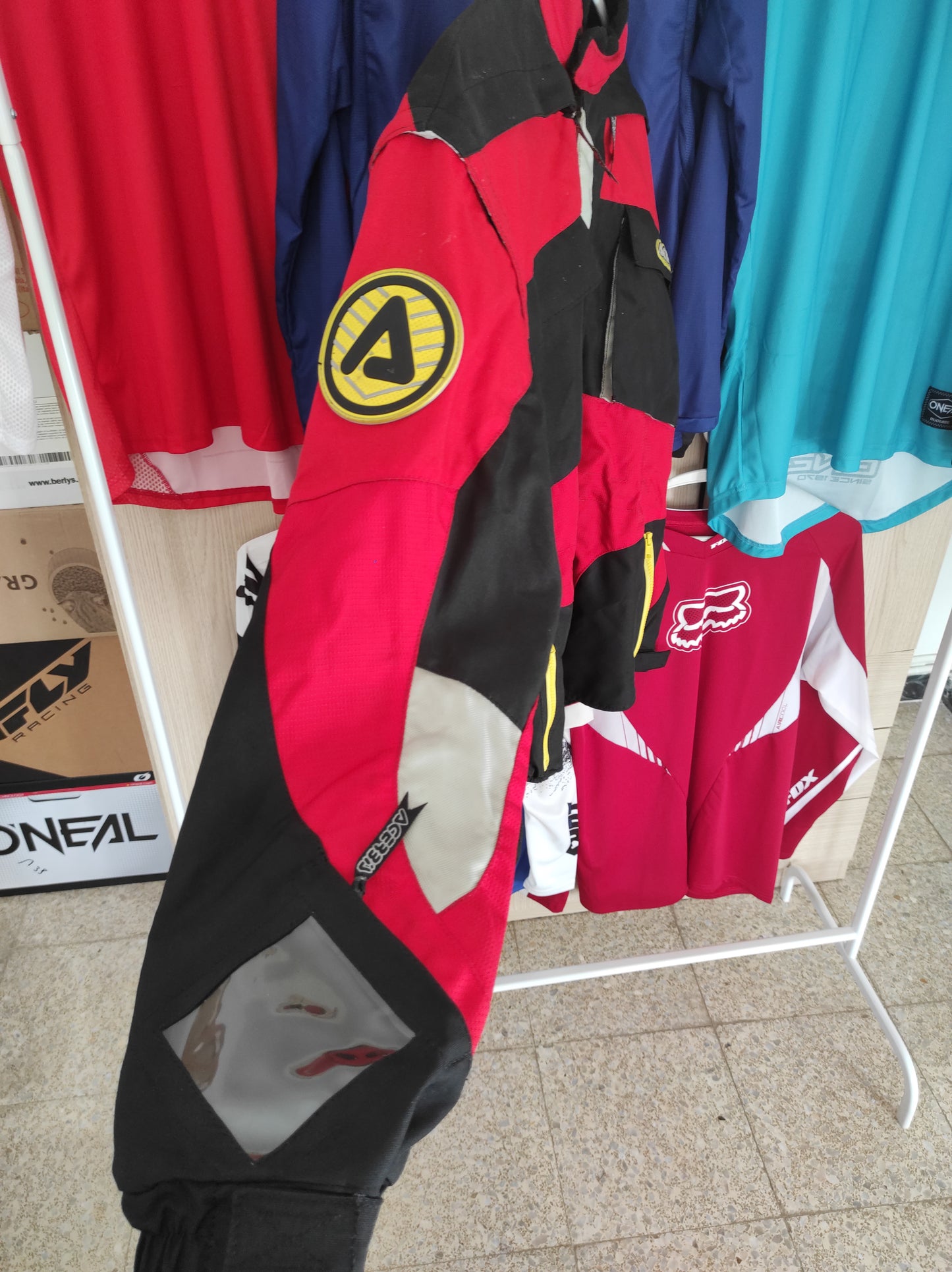 Equipación enduro Acerbis con chaqueta