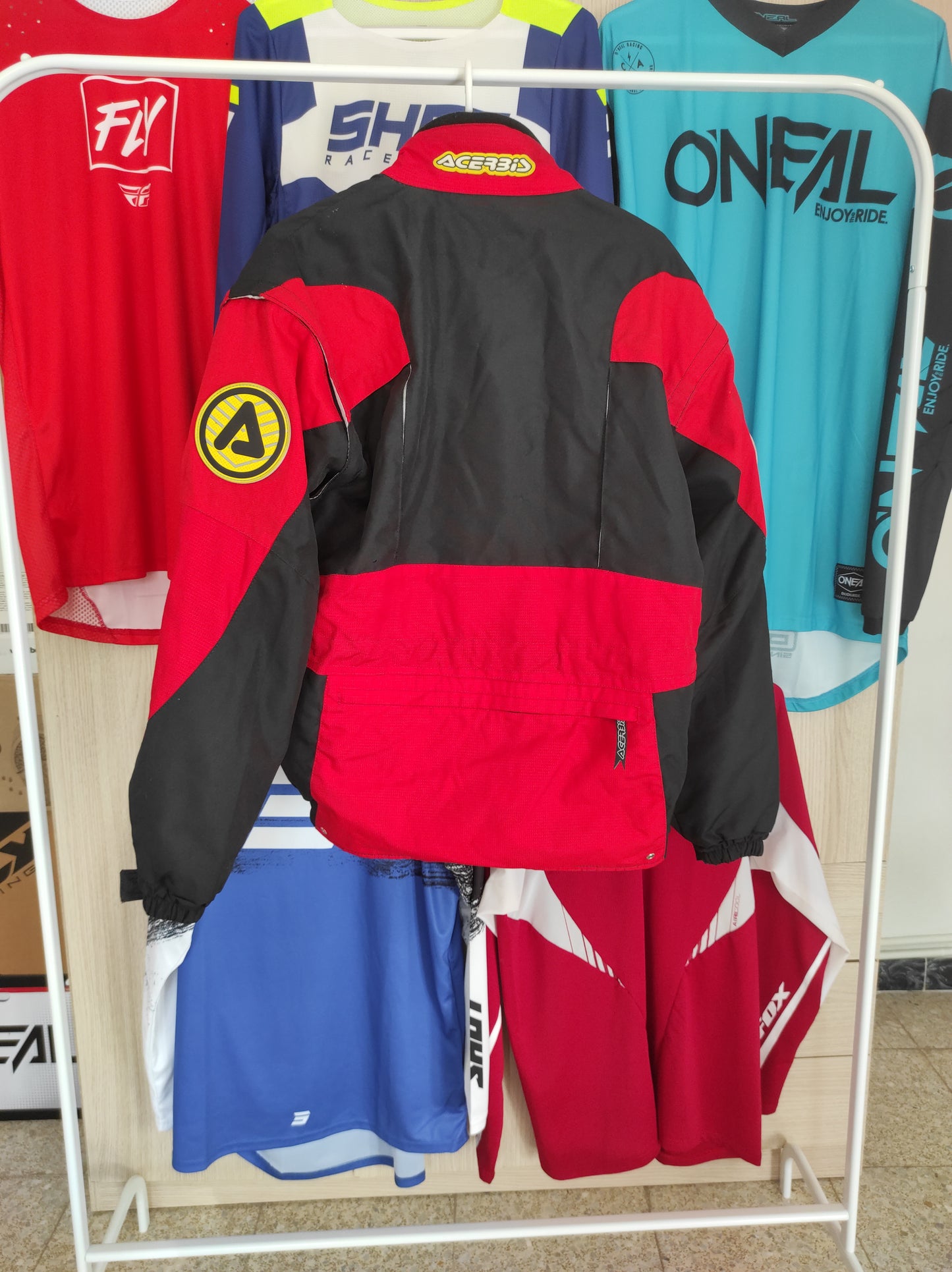 Equipación enduro Acerbis con chaqueta