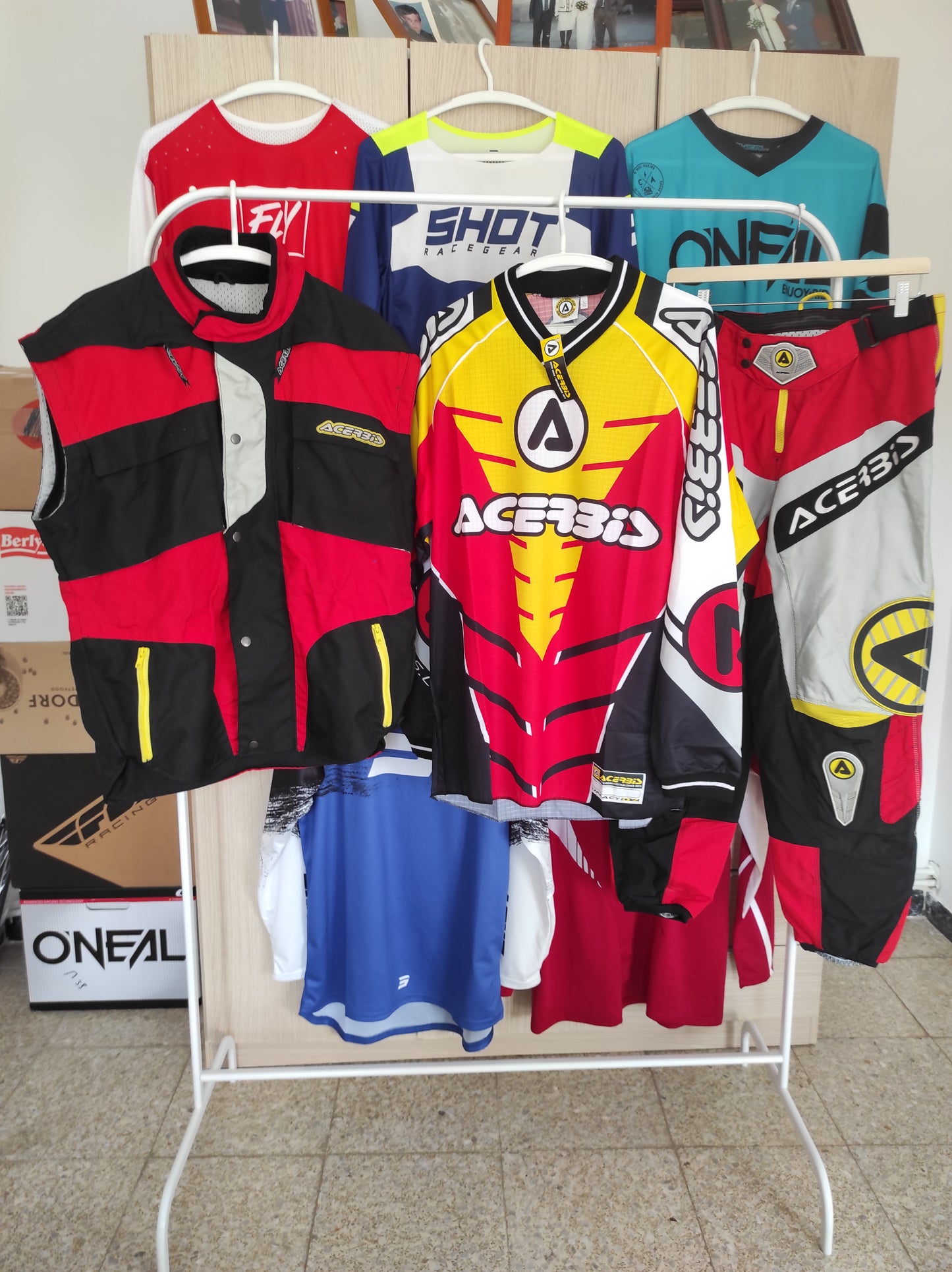 Equipación enduro Acerbis con chaqueta