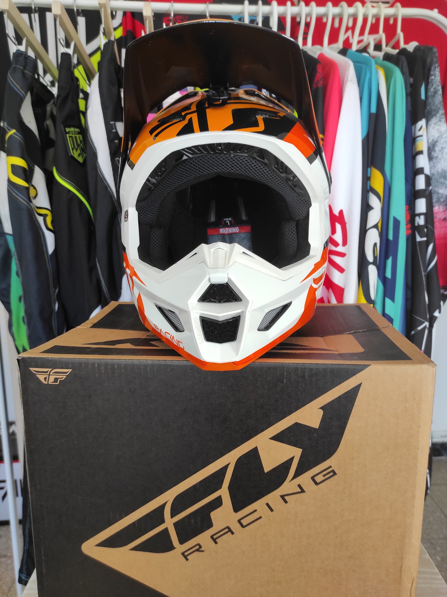 Casco Fly Elite Guild