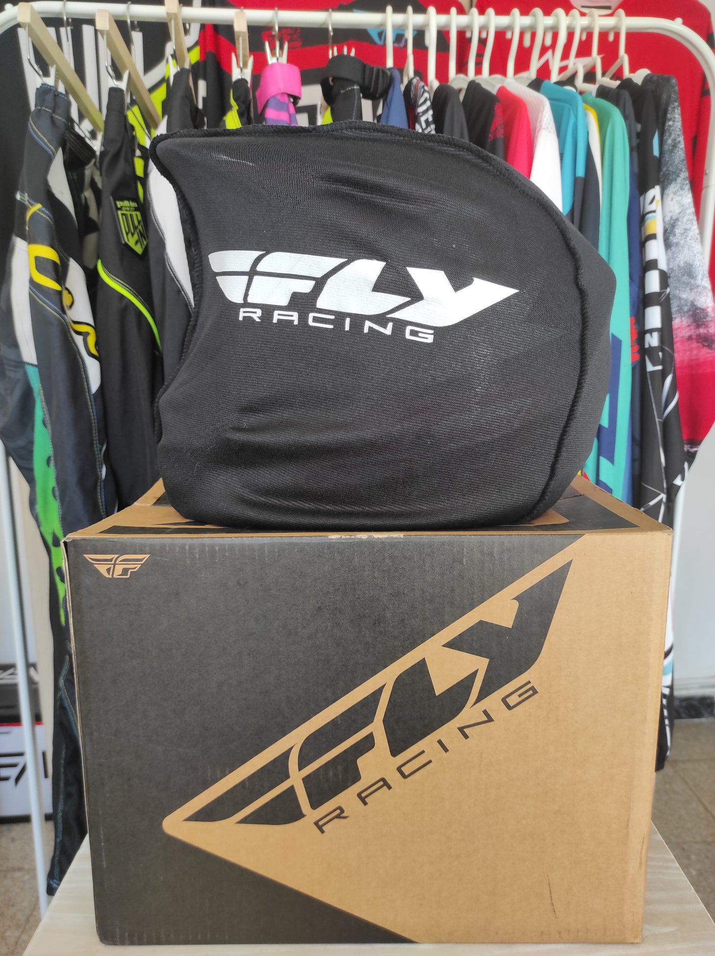 Casco Fly Elite Guild