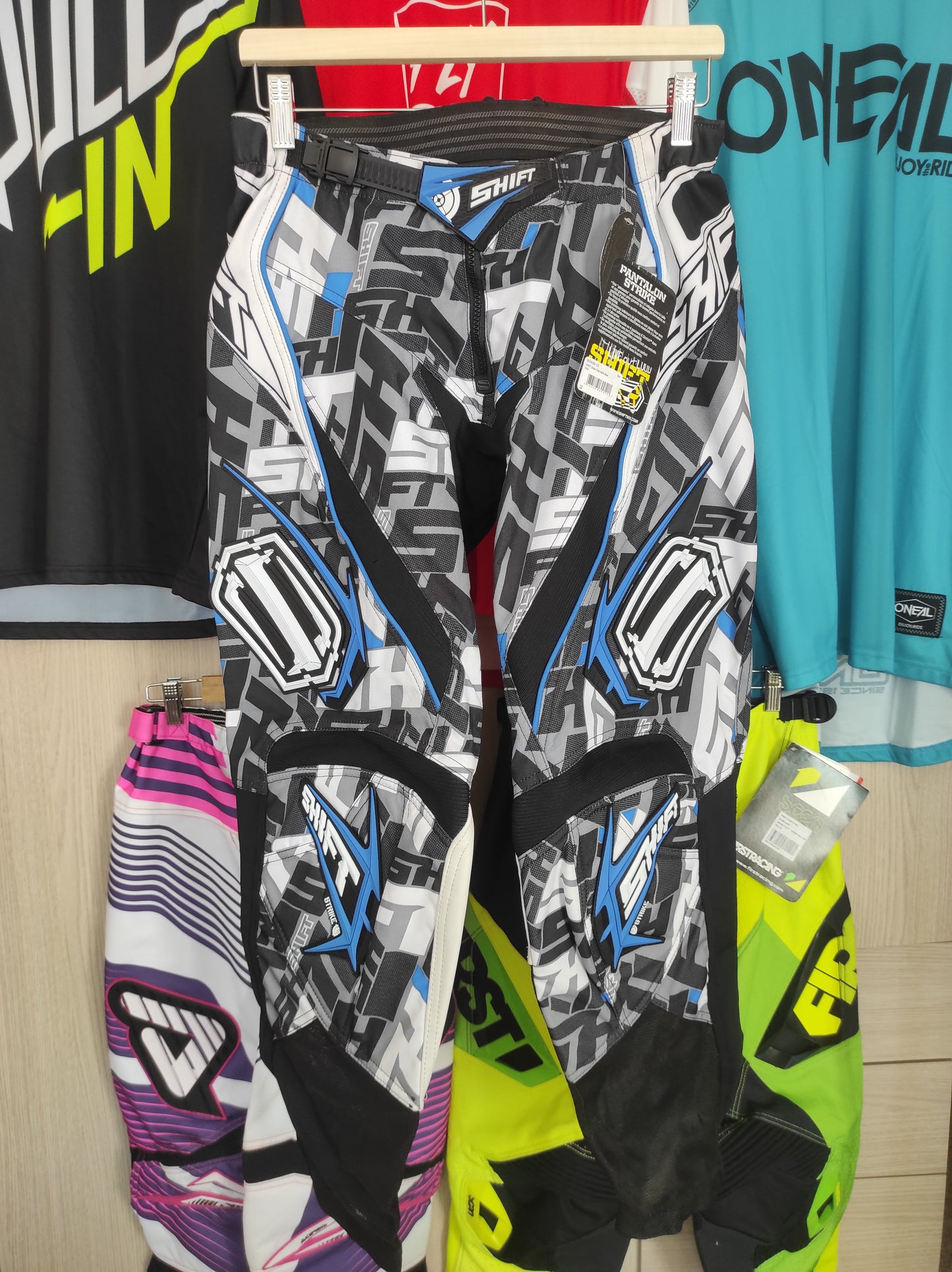 Pantalón motocross Shift M