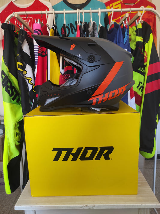 Casco Thor Sector Chev talla M