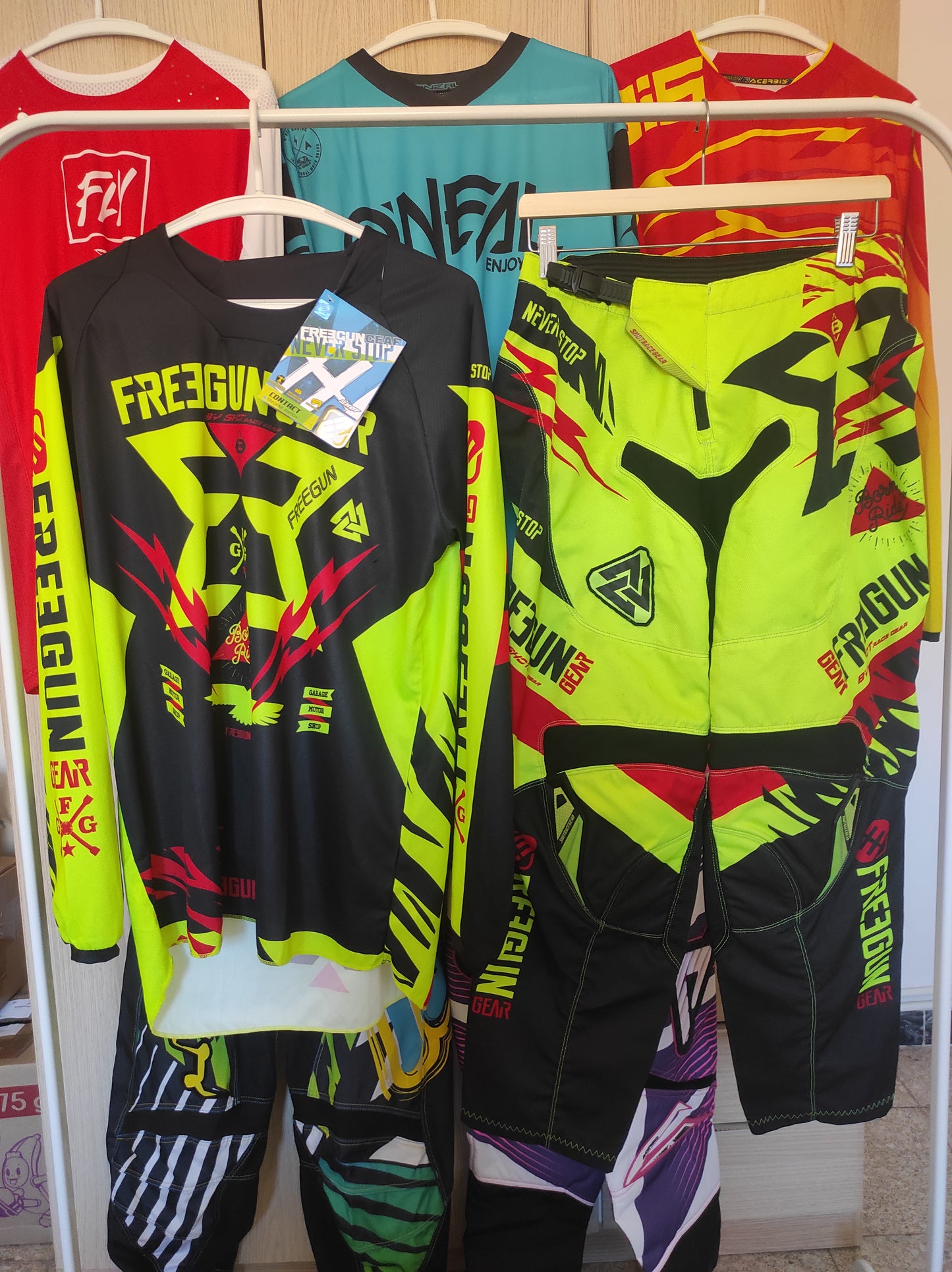 Traje motocross Shot Freegun