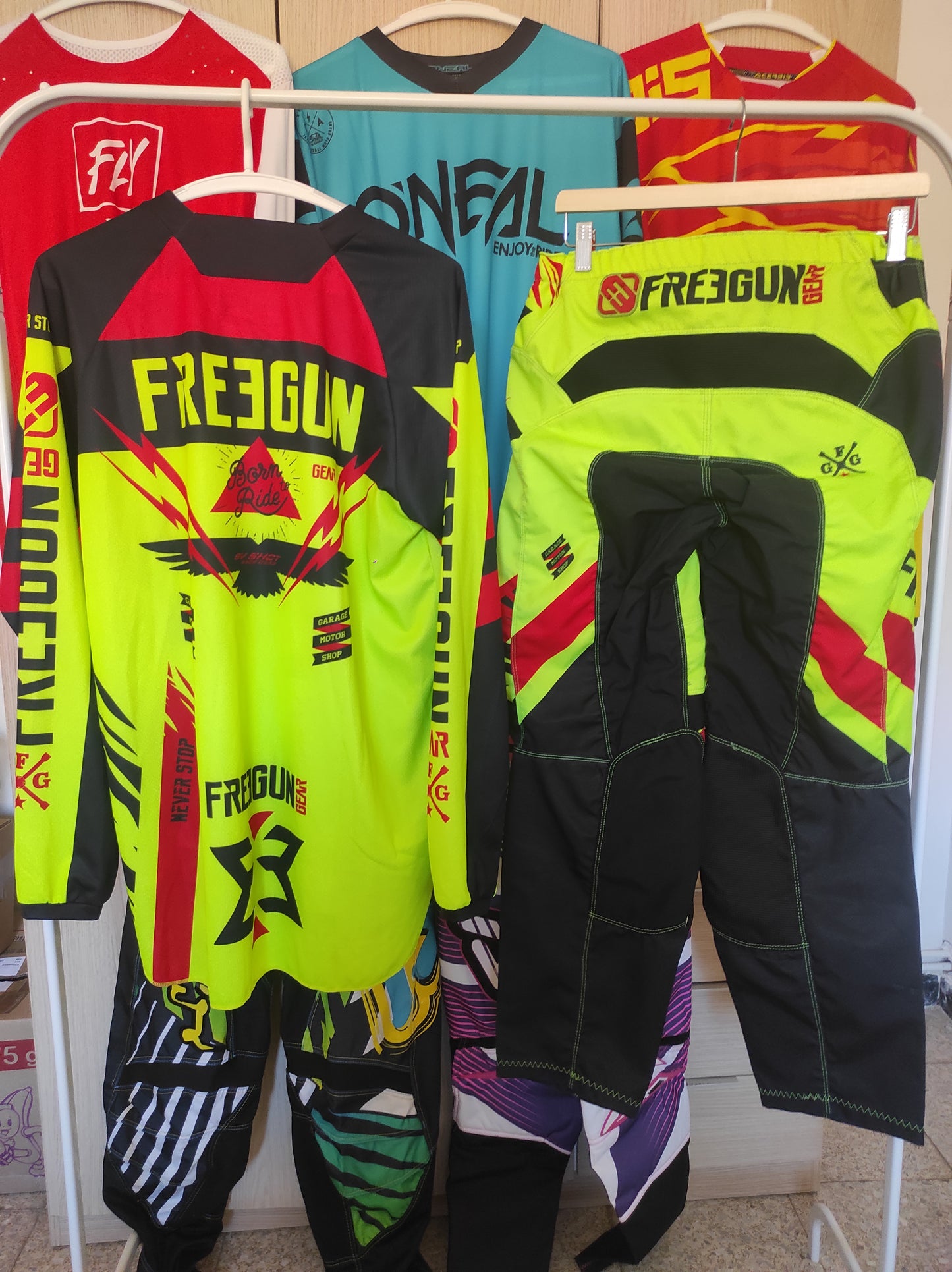 Traje motocross Shot Freegun