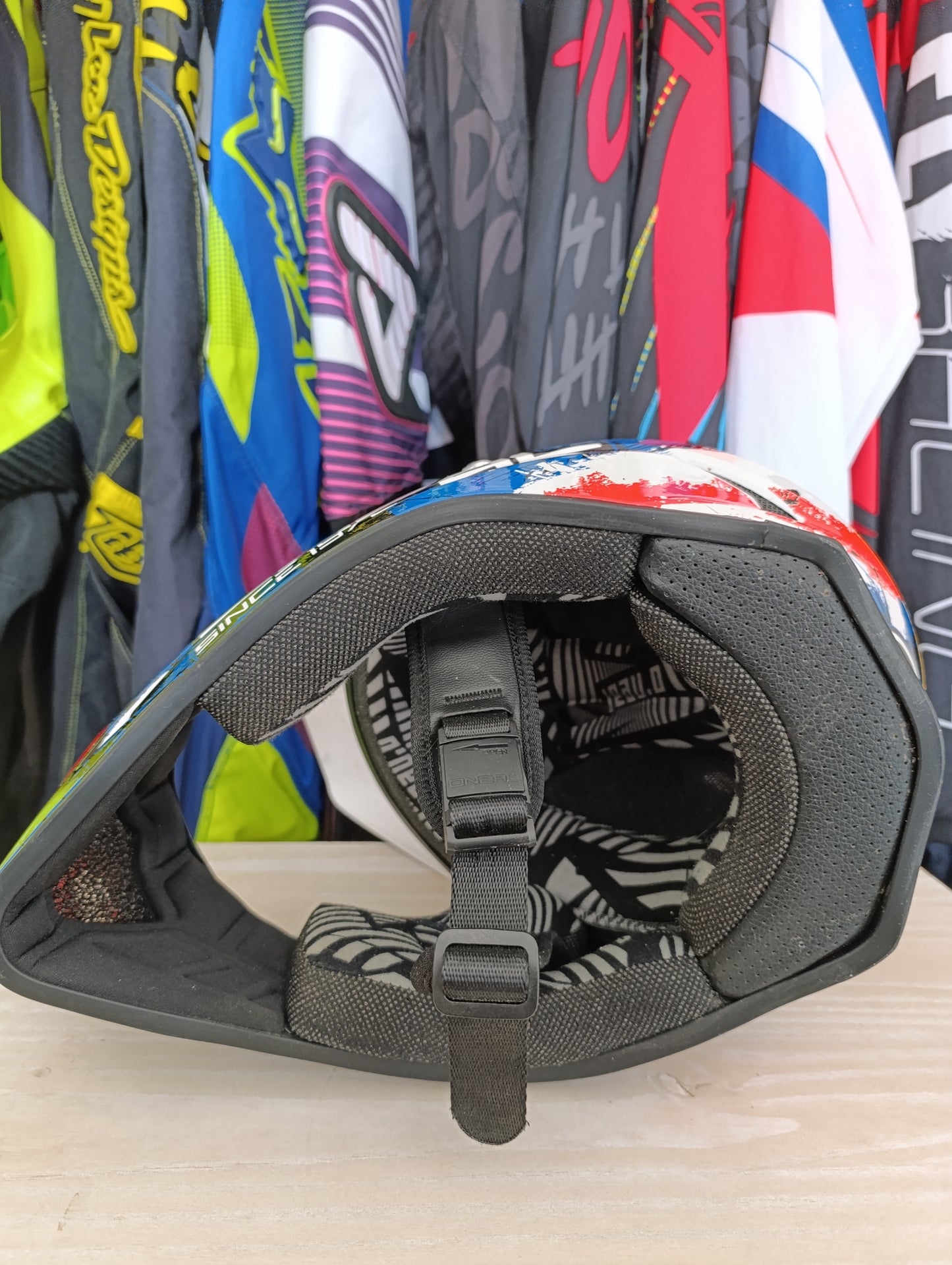 Casco motocross O'Neal