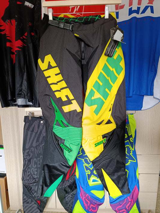 Pantalón Shift modelo Chad Reed