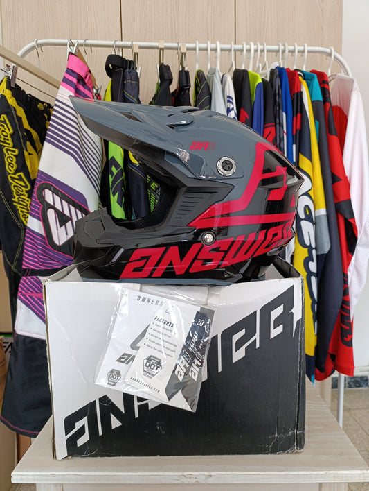 Casco Answer AR1 VOYD (NIÑO)