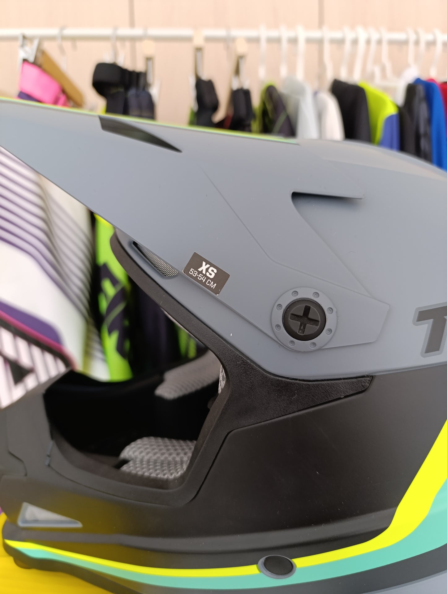 Casco Thor Sector Runner MIPS Gy/Tl