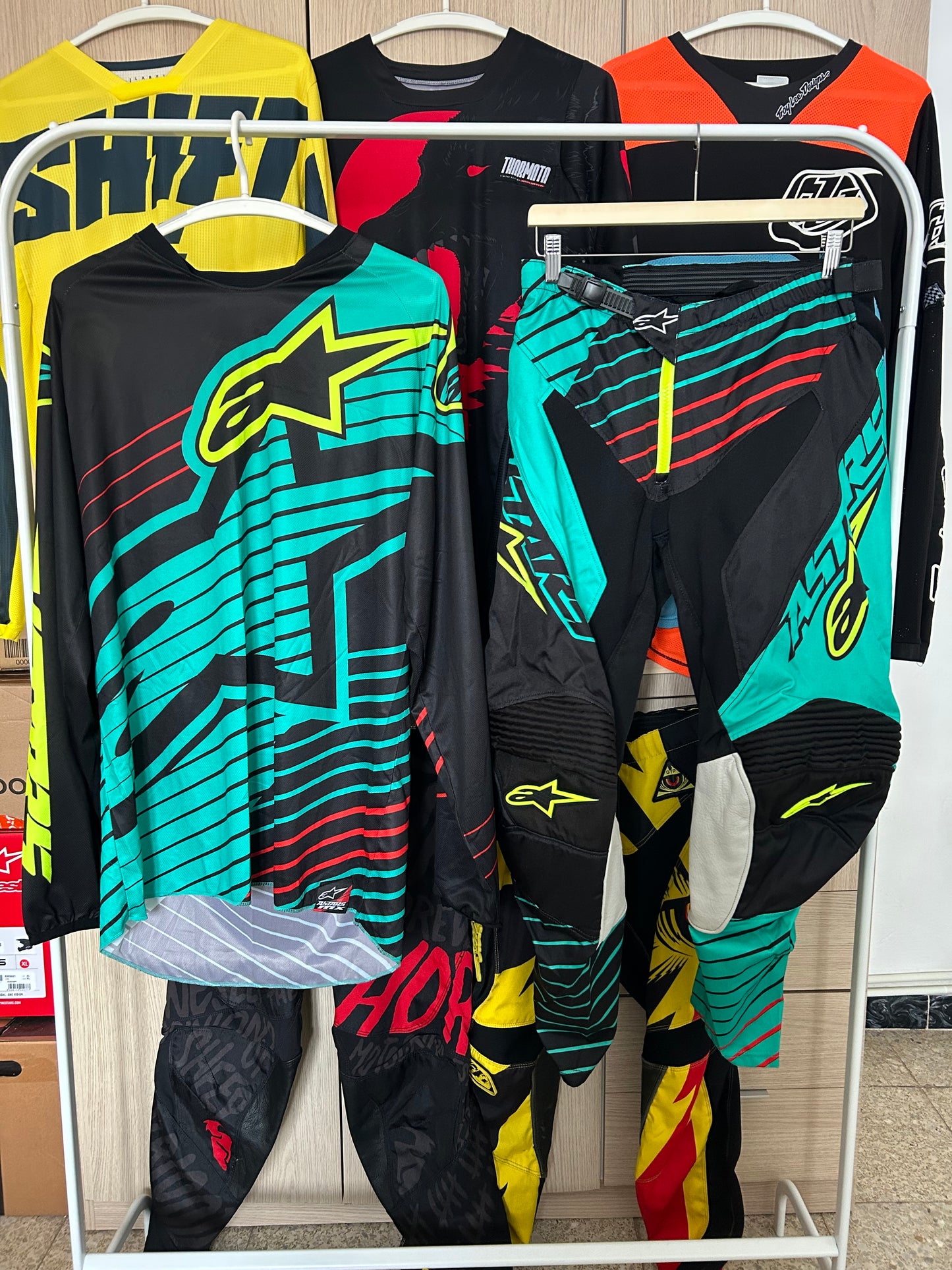 Equipación motocross Alpinestars