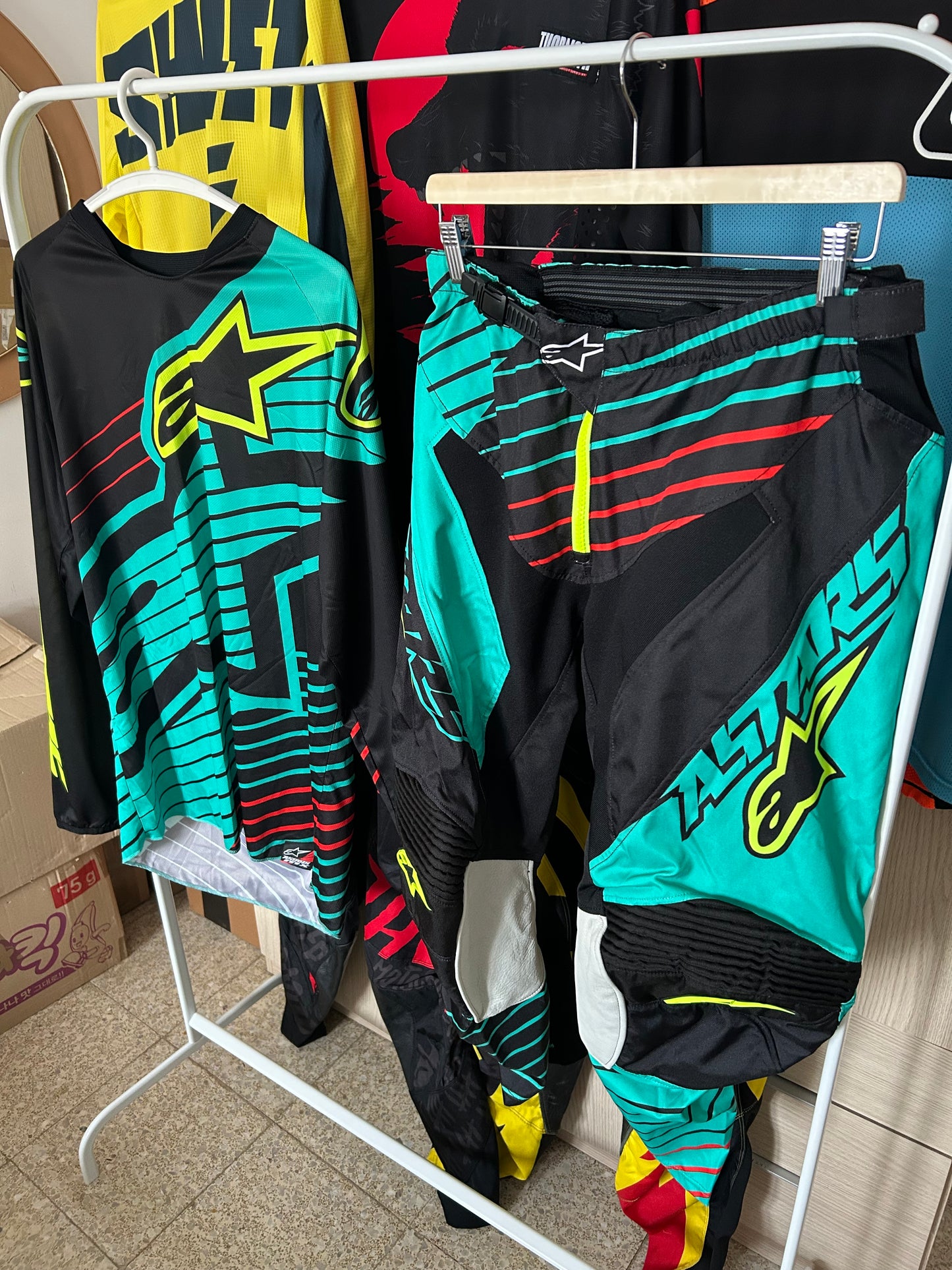Equipación motocross Alpinestars