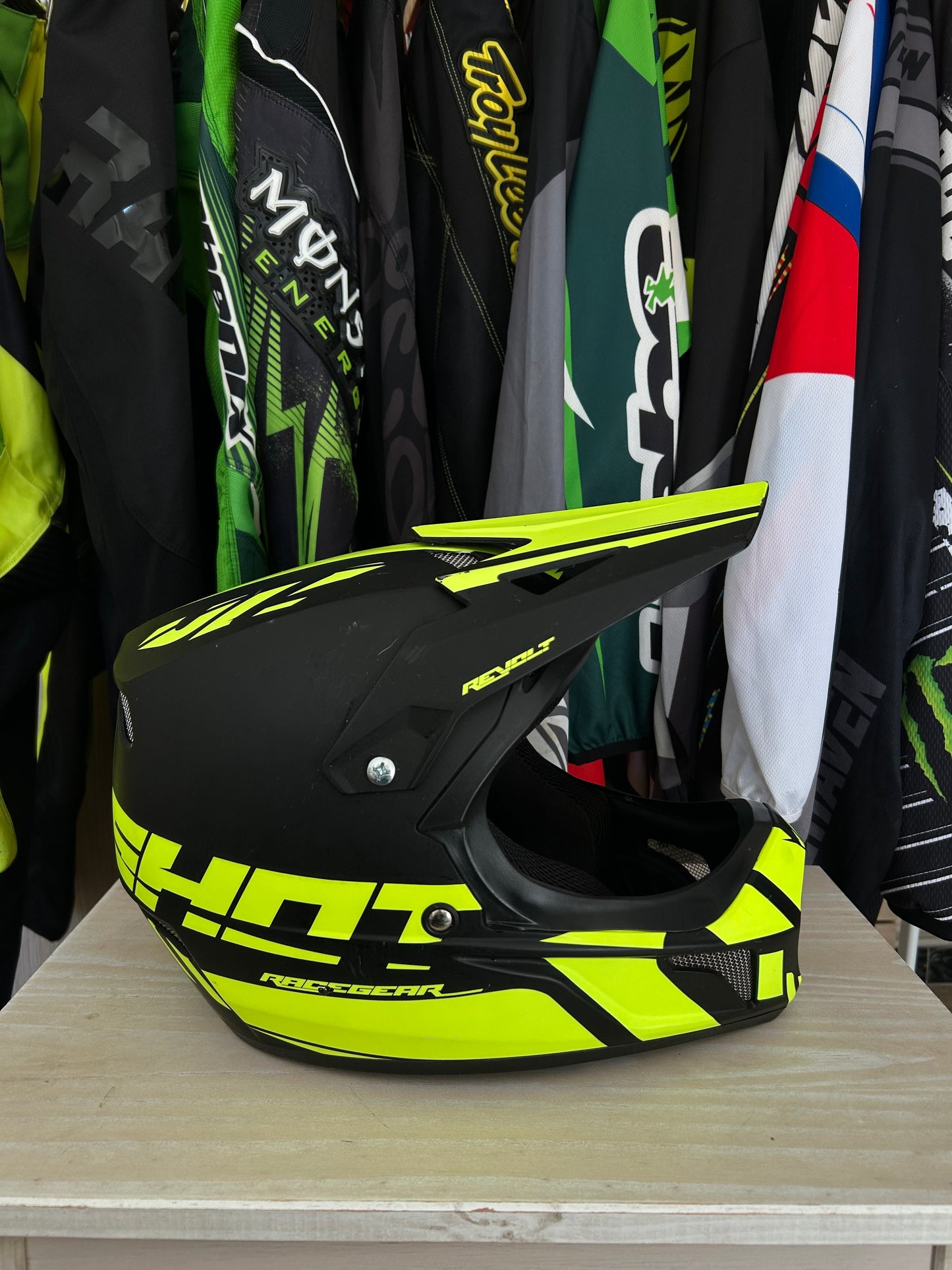 Casco Shot XS