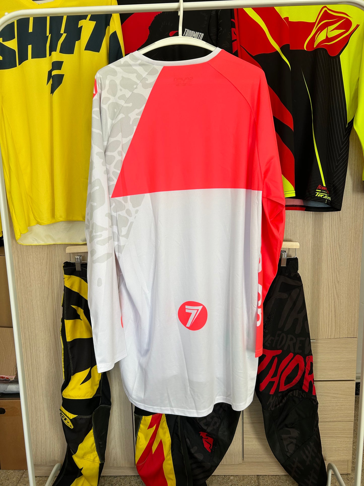Camiseta seven