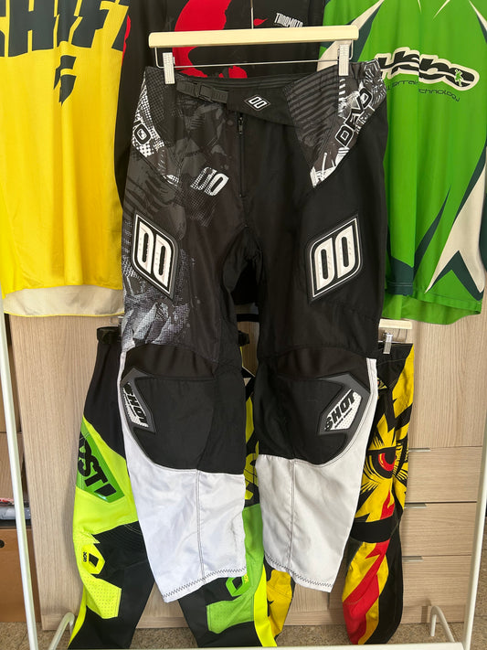 Pantalón motocross Shot 36