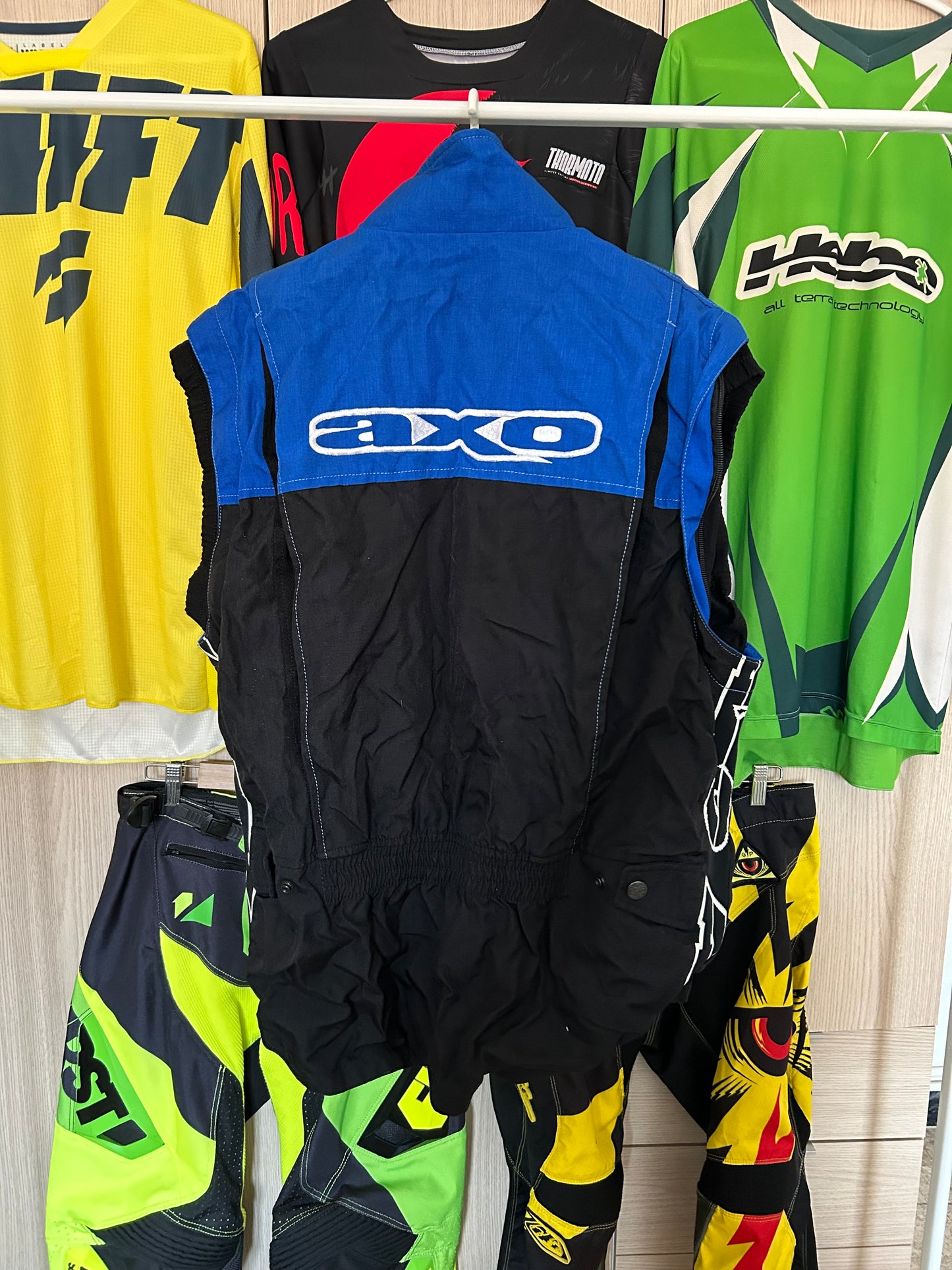 Chaqueta - Chaleco Axo