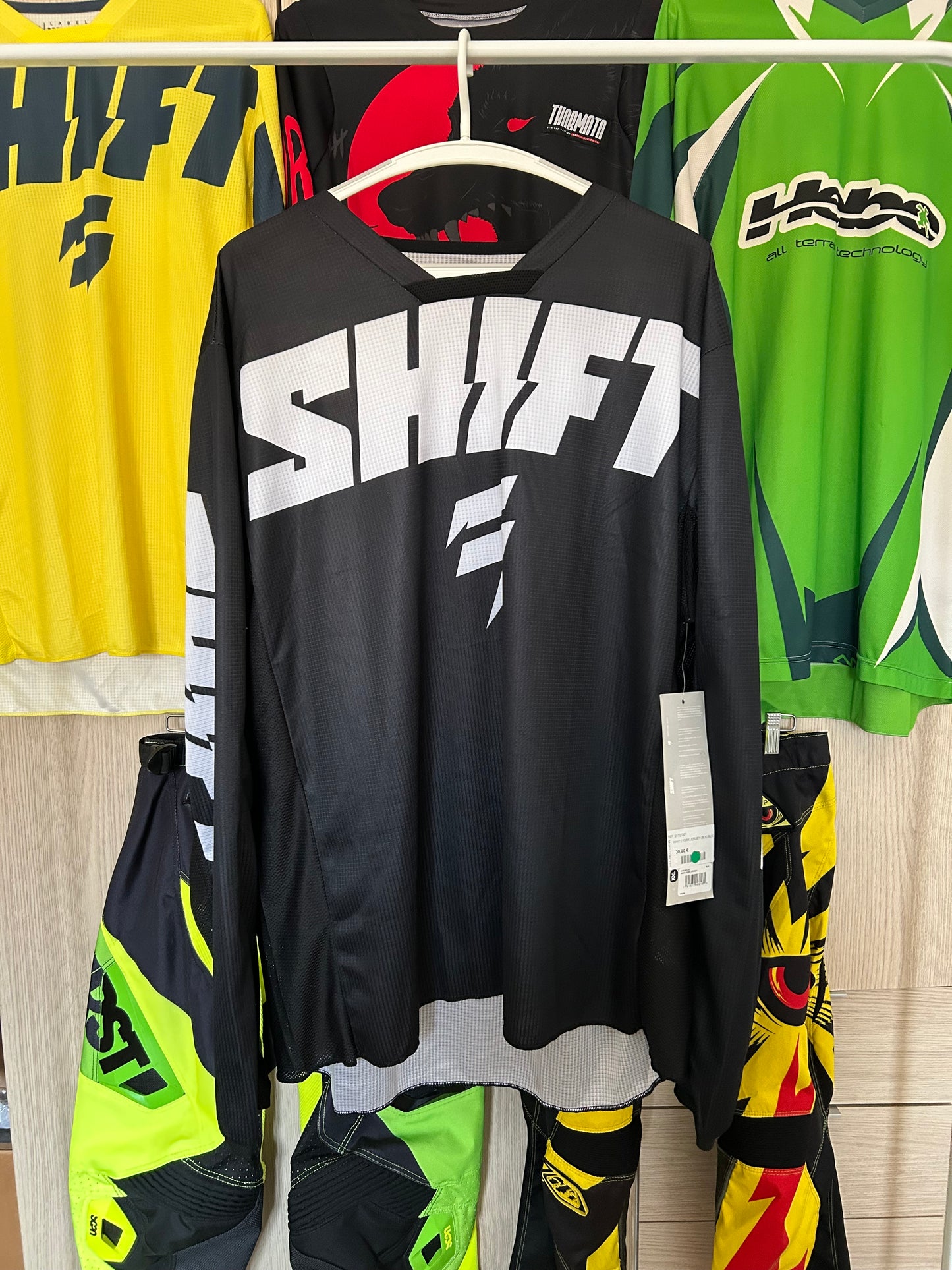 Camiseta Shift negra