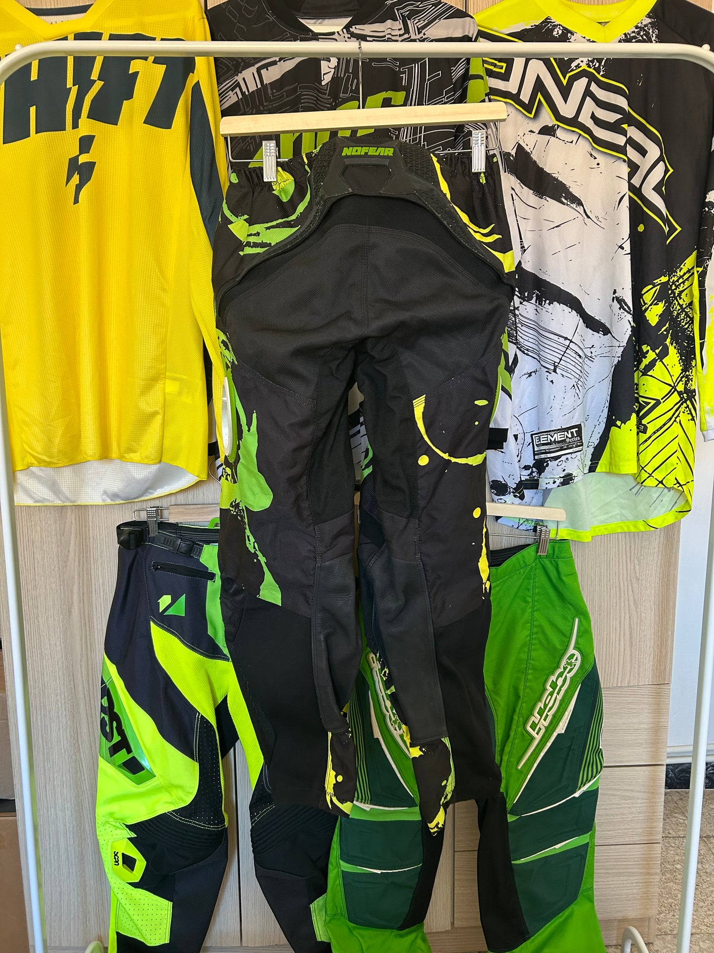 Pantalones No Fear 30 usa