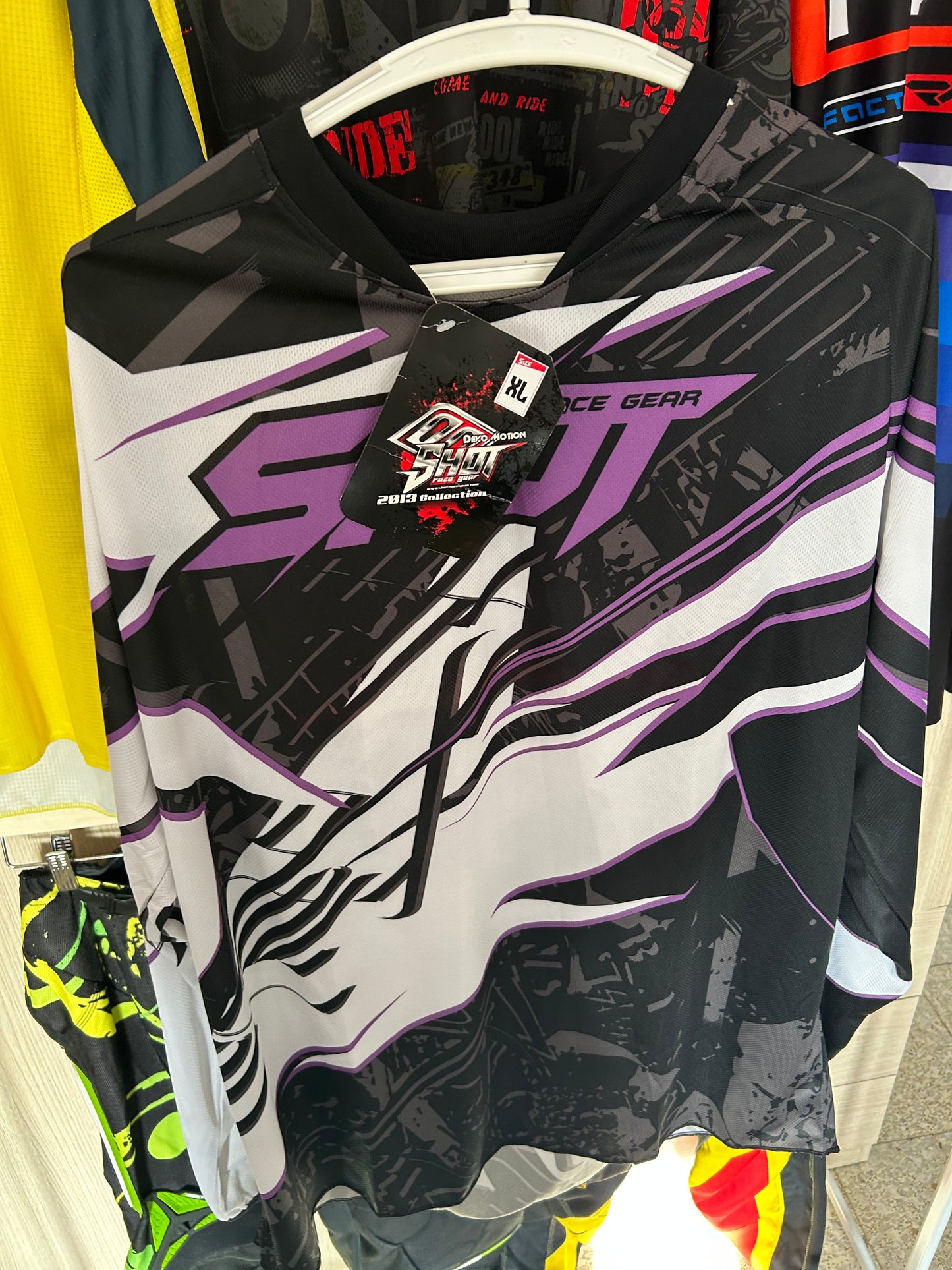 Camiseta shot XL