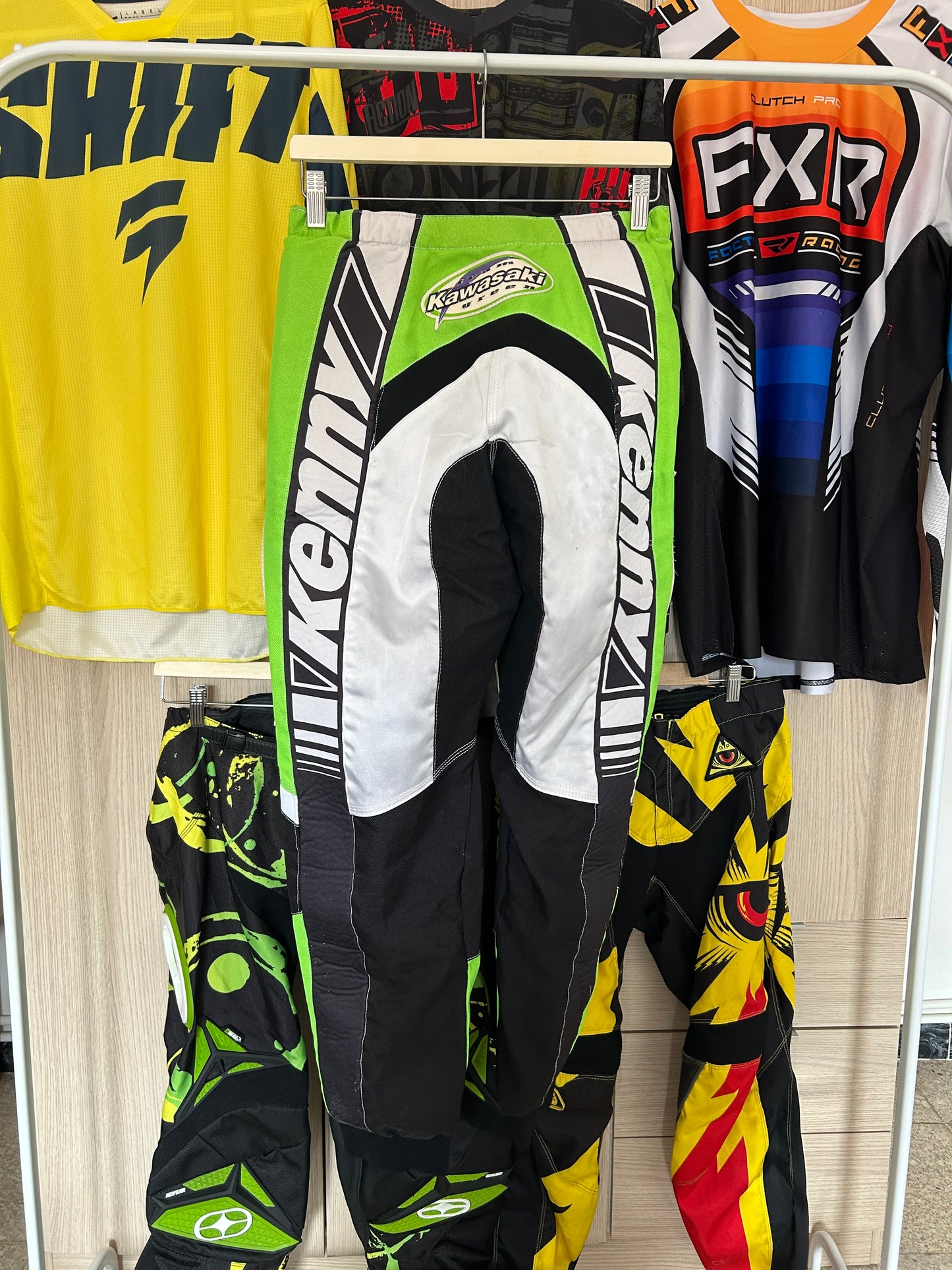 Pantalón Kawasaki