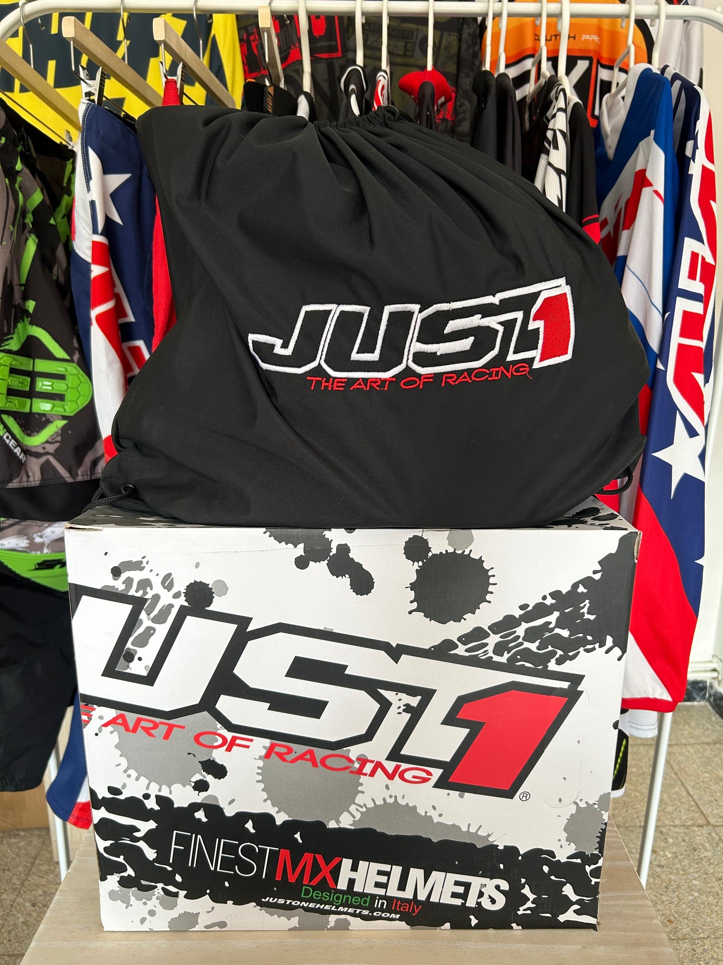 Casco Just1 J39 STARS