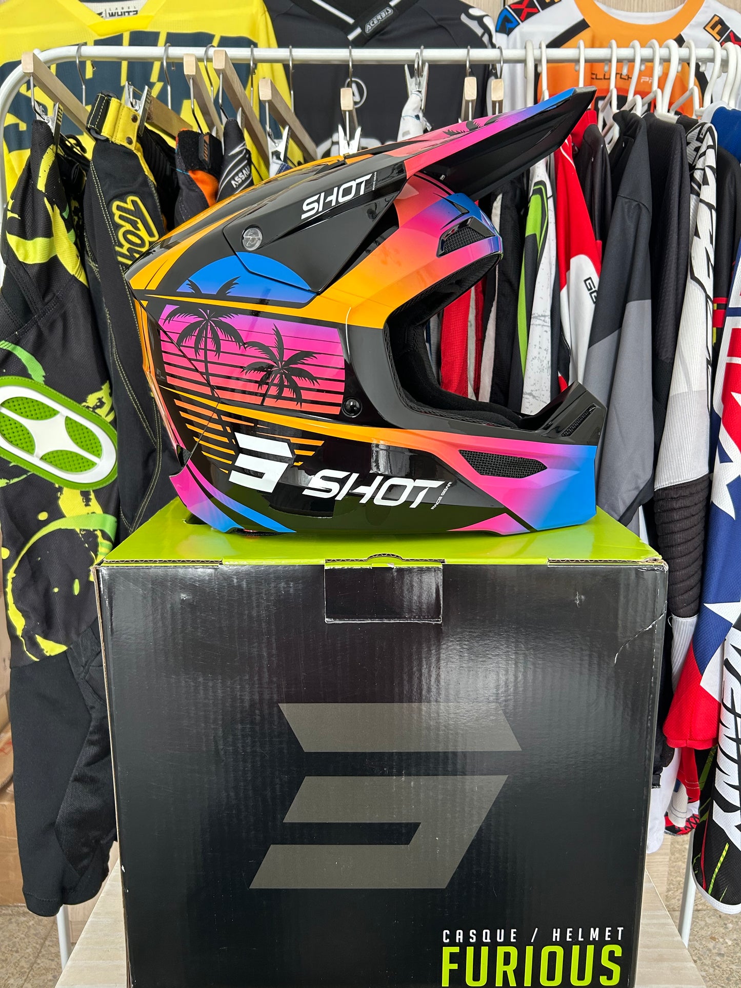Casco motocross Shot L