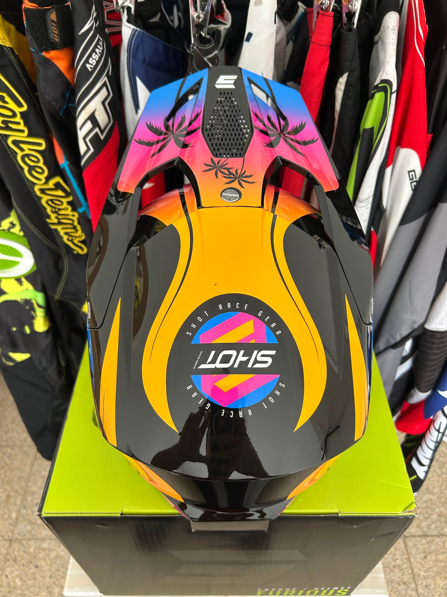 Casco motocross Shot L