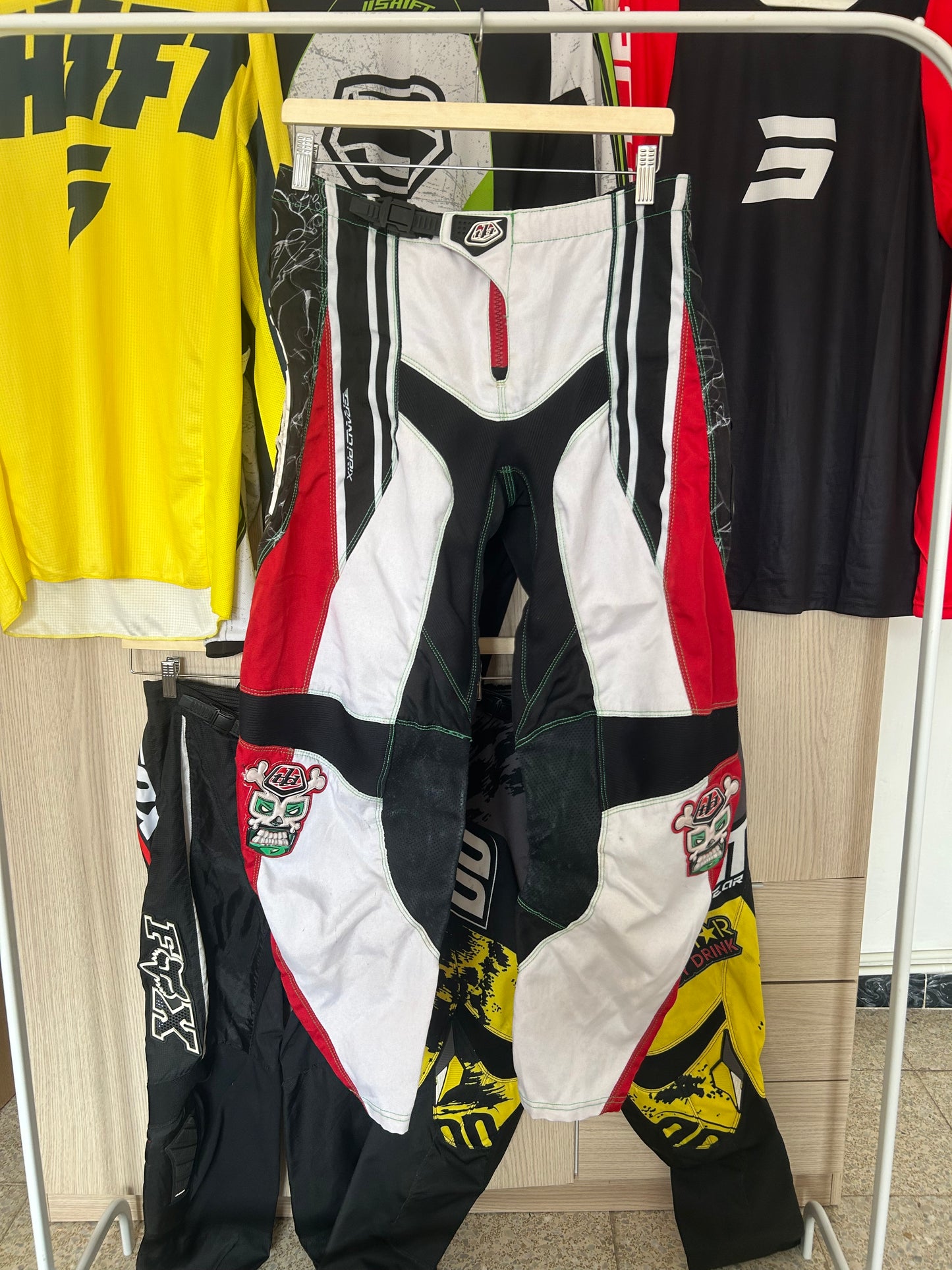 Pantalón motocross Troy Lee Desing