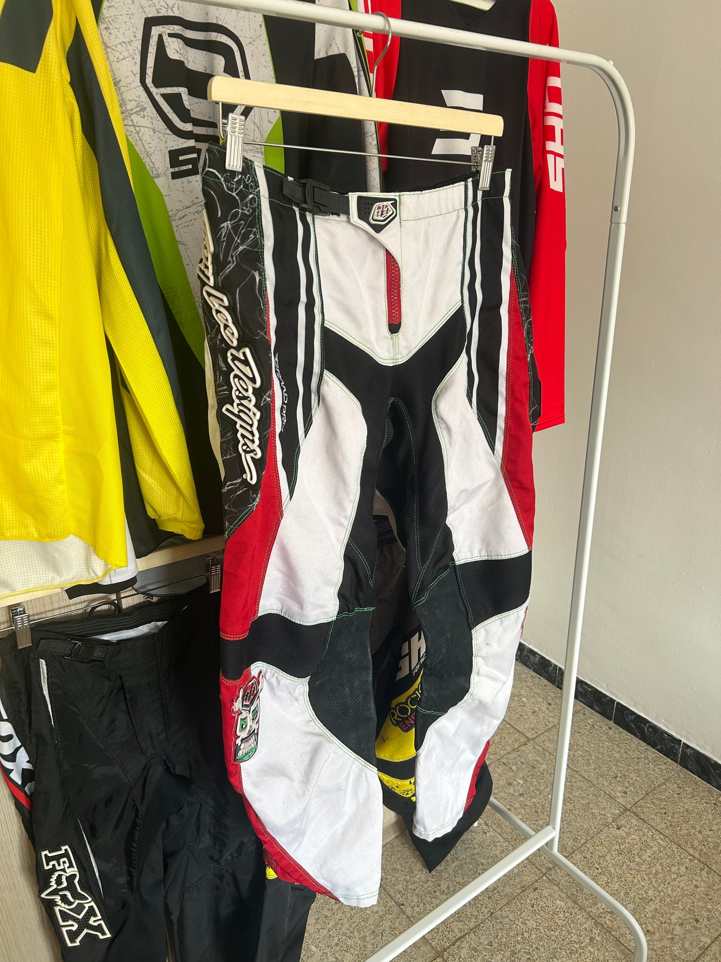 Pantalón motocross Troy Lee Desing