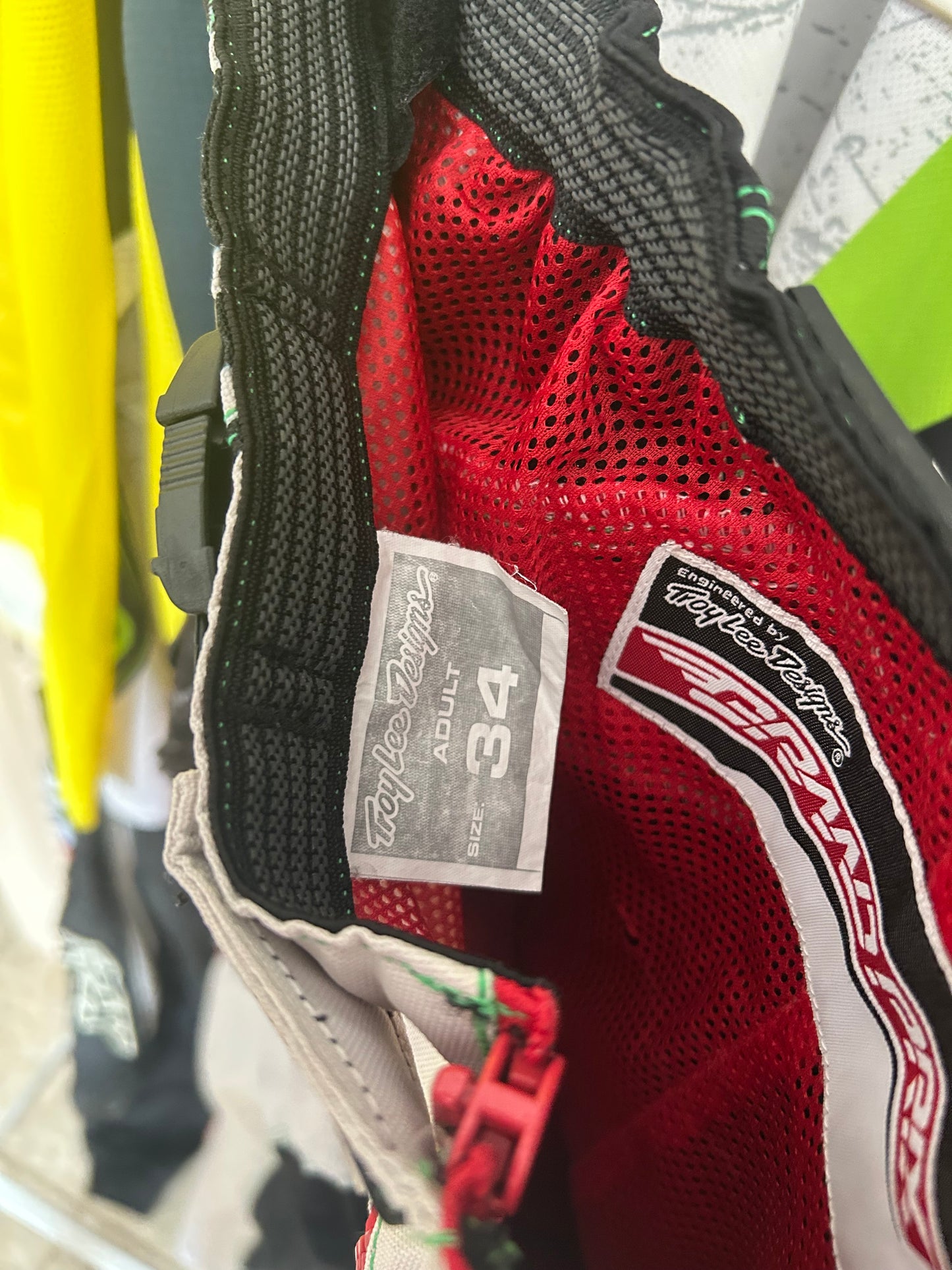 Pantalón motocross Troy Lee Desing