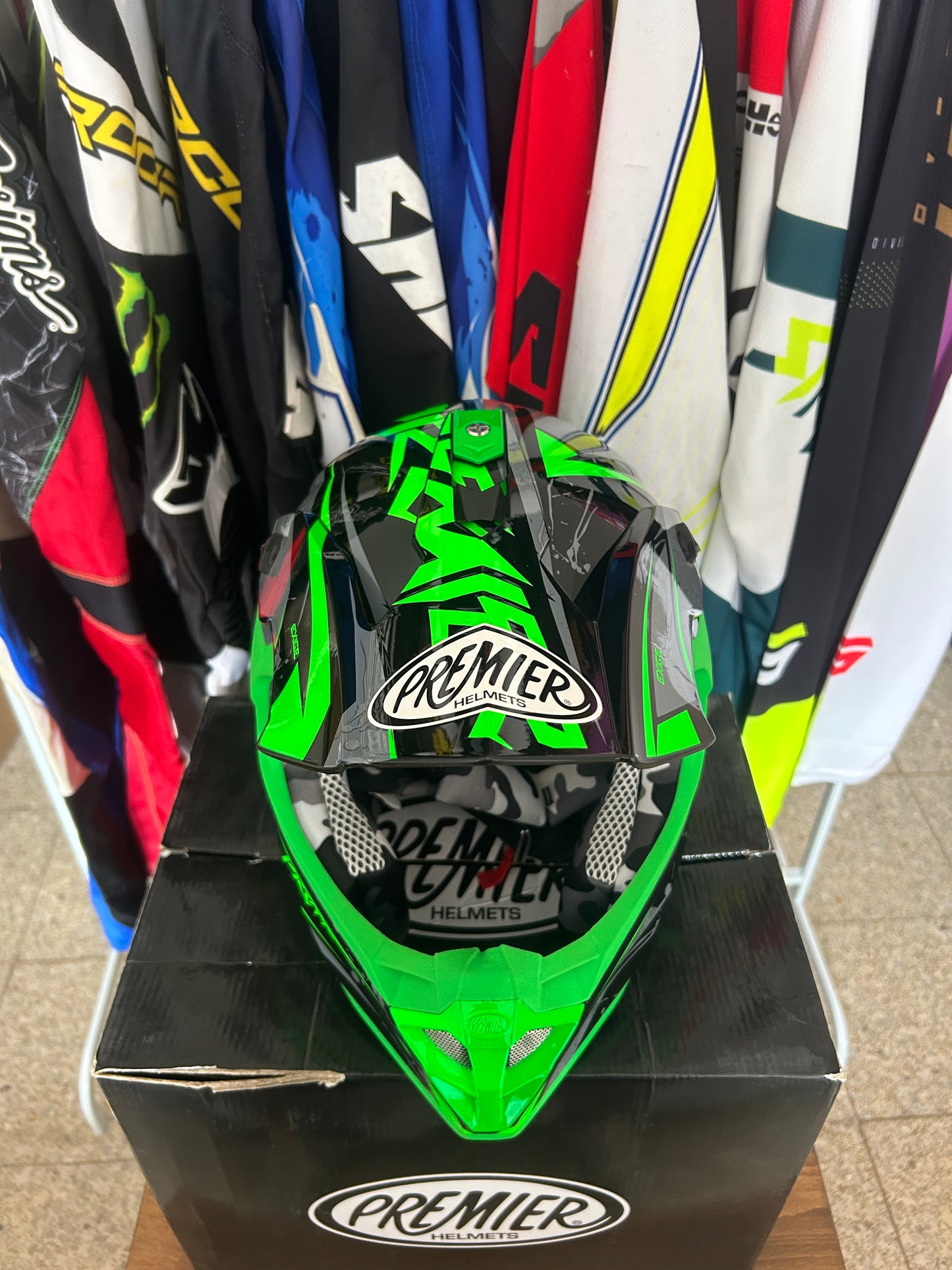 Casco Premier XL