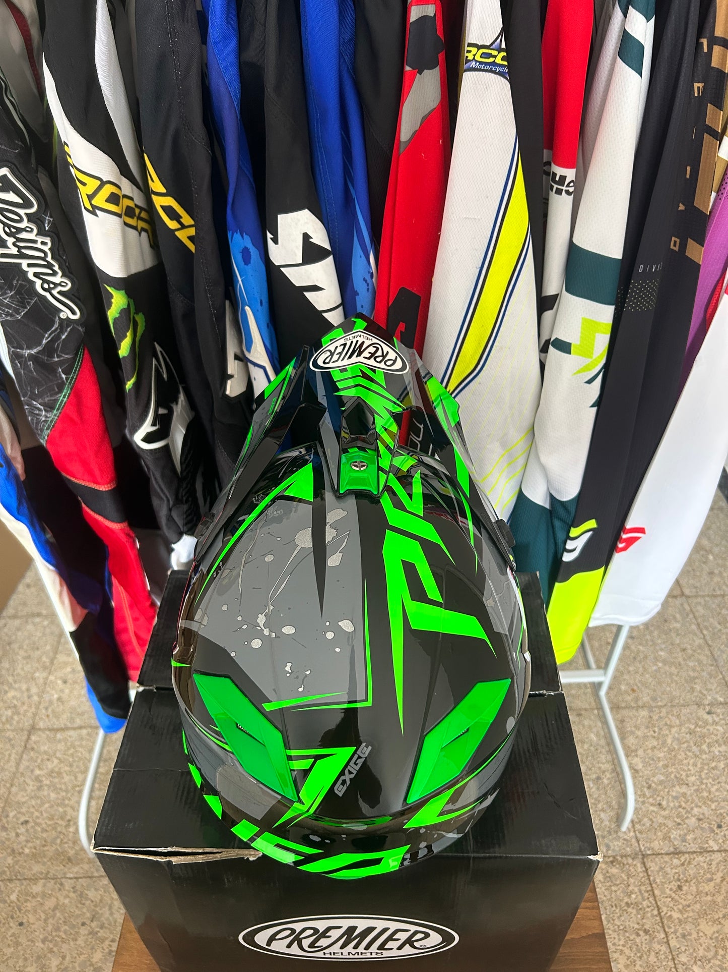 Casco Premier XL