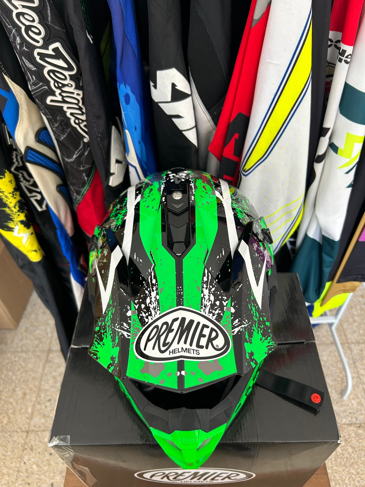 Casco Premier XL